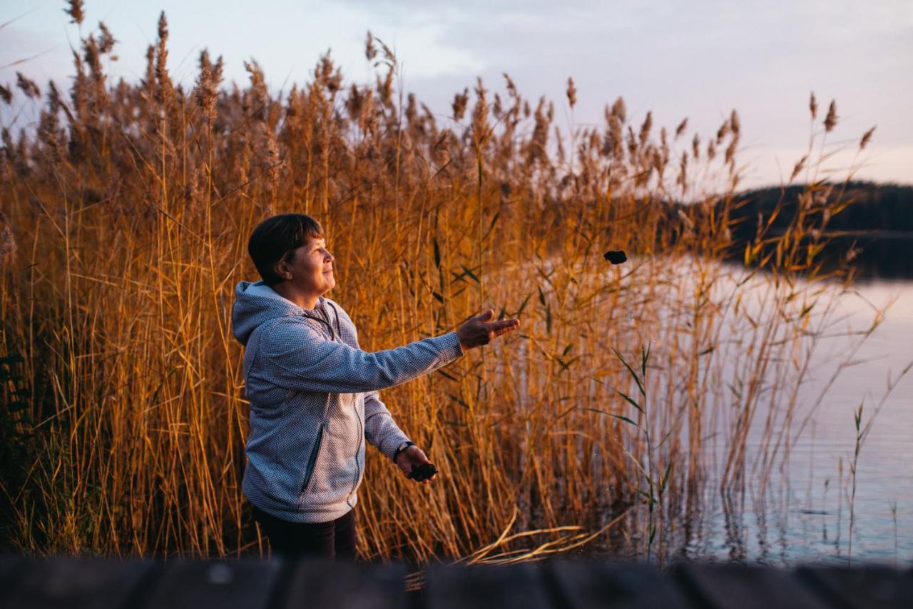 Labbnaes Semesterhem, Radhuset Kemionsaari Exterior foto