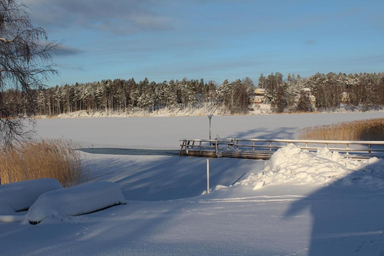 Labbnaes Semesterhem, Radhuset Kemionsaari Exterior foto